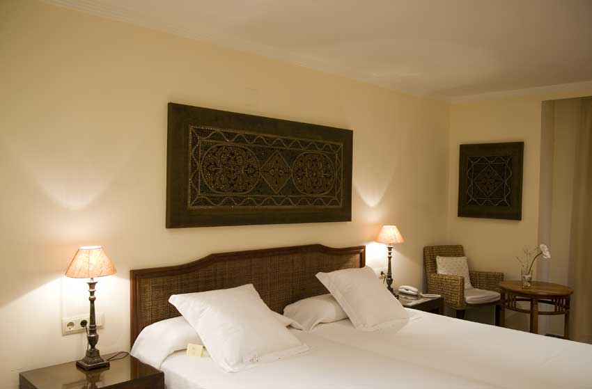 Double room with Balcony and views to the port and to the sea Hotel The Put one of the Sea Denia 6
